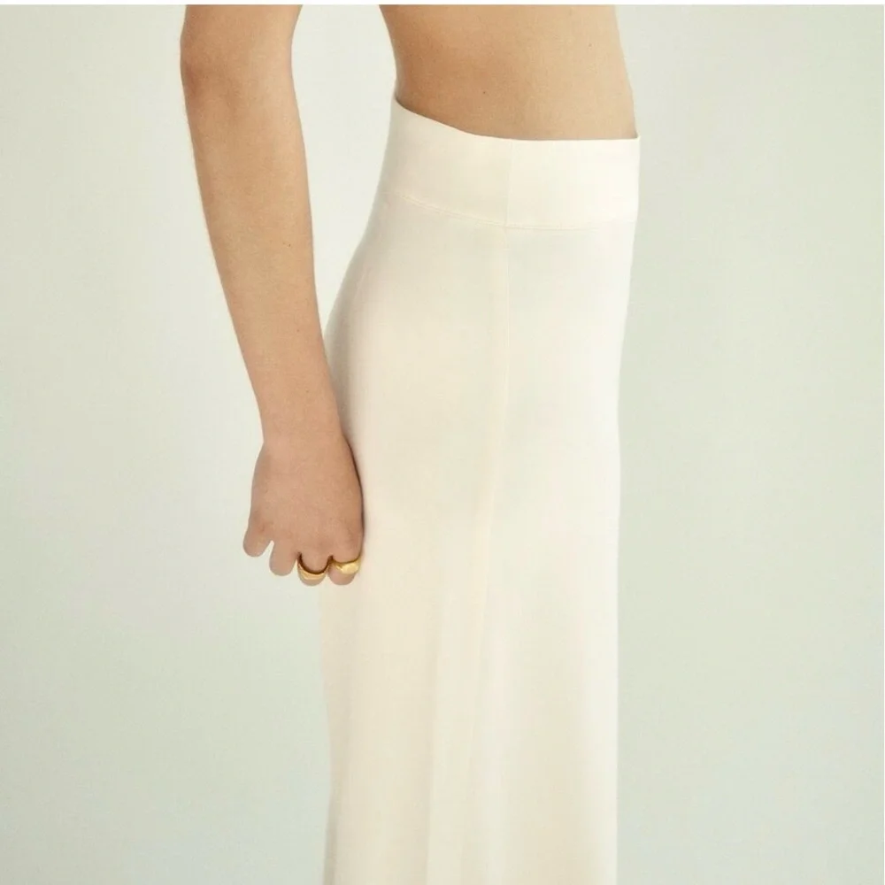 NWT Zara Wide Leg Cream Satin Palazzo Pants— extra small - Picture 4 of 7